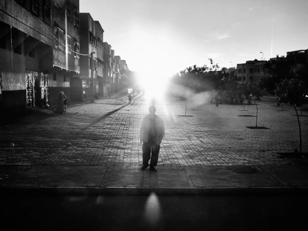 Photo Project Tacana. Sunshine behind a standing man